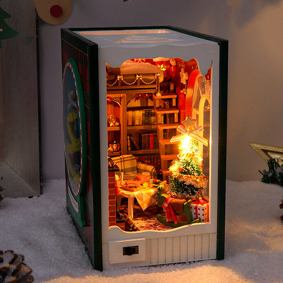 Merry Christmas DIY Book Nook Kit