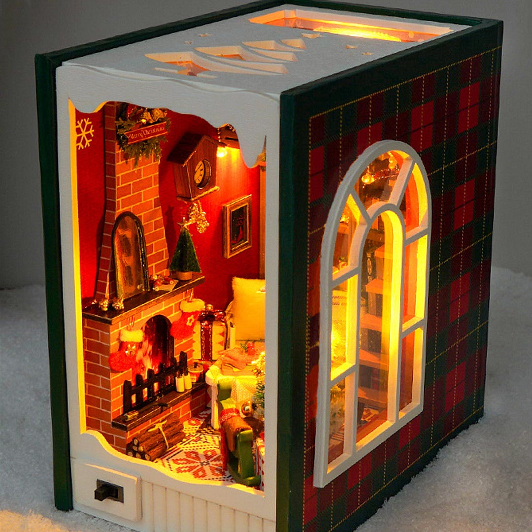 Merry Christmas DIY Book Nook Kit