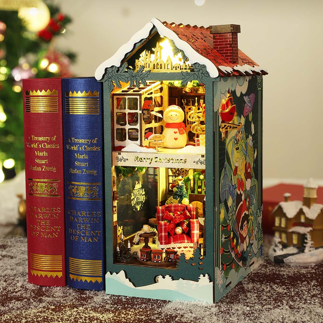 Merry Christmas DIY Wooden Book Nook Kit