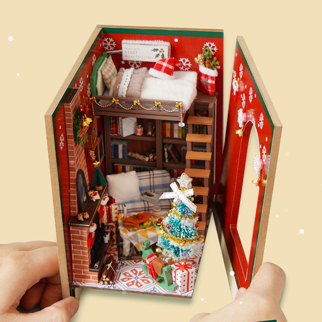 Merry Christmas DIY Book Nook Kit