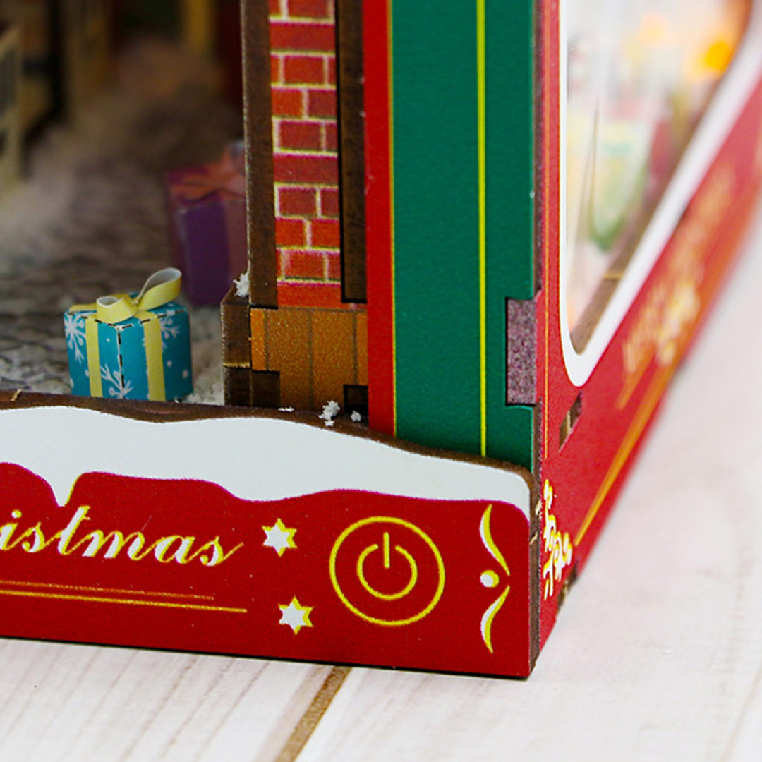 Merry Christmas DIY Book Nook Bookshelf Insert