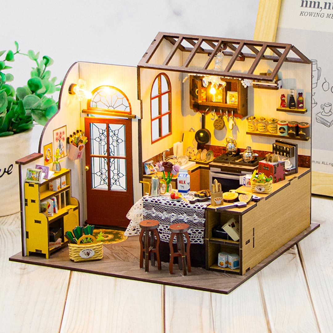 Peta's Kitchen DIY Miniature Dollhouse Kit