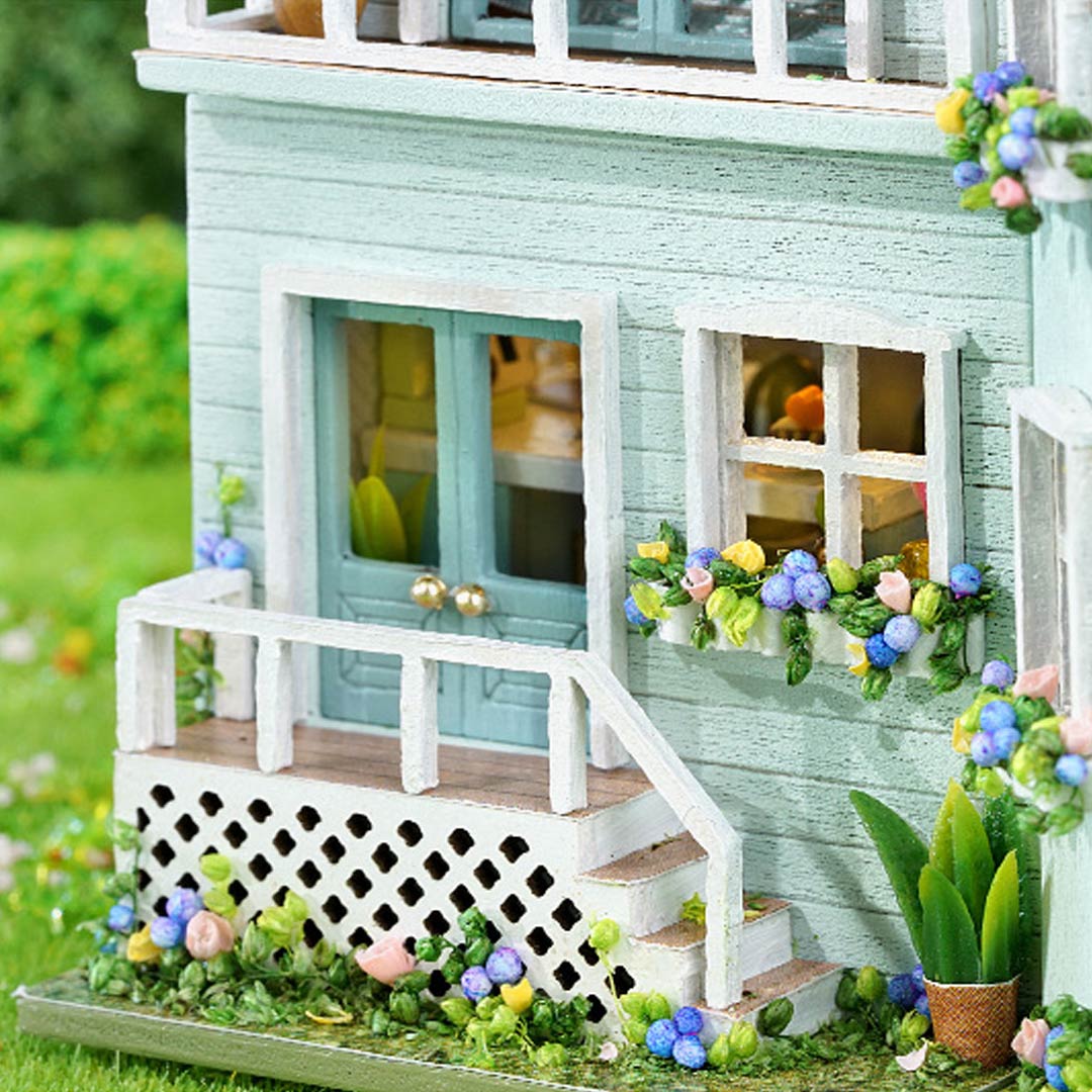 Warm Manor DIY Miniature House Kit